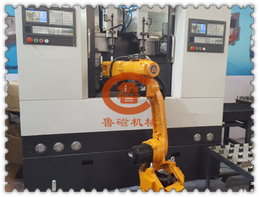 永磁吸盤(pán)-魯磁科技采用機(jī)器人管理數(shù)控加工中心